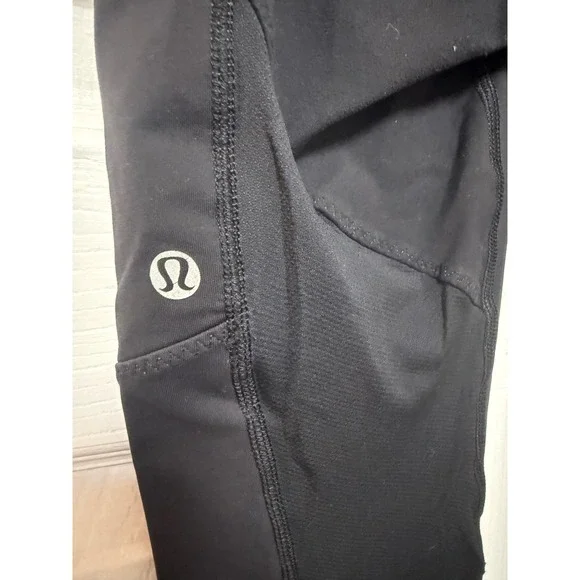 Lululemon Speed Up Crop 21 Black Running Leggings Pockets LW6986S Womens Size 2 - Picture 5 of 6